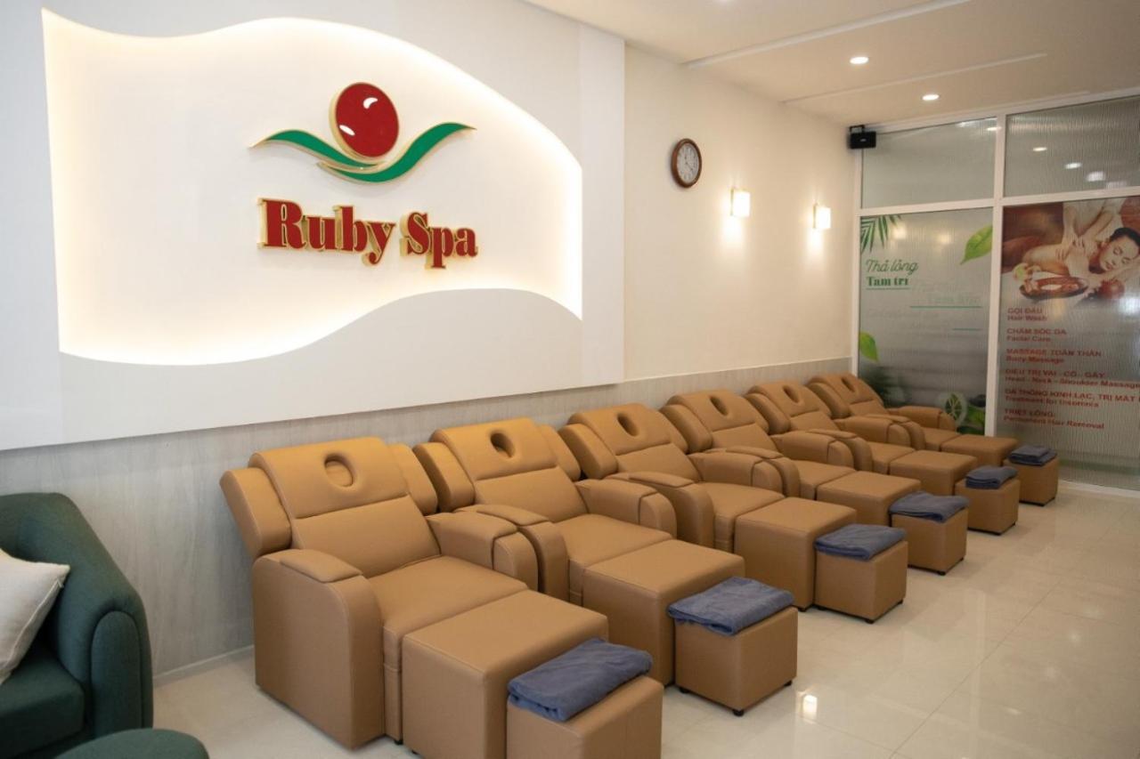 Ruby Hotel Хошимин Экстерьер фото