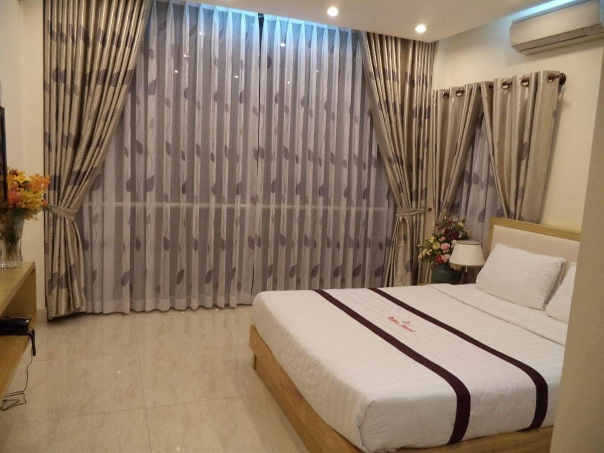 Ruby Hotel Хошимин Экстерьер фото