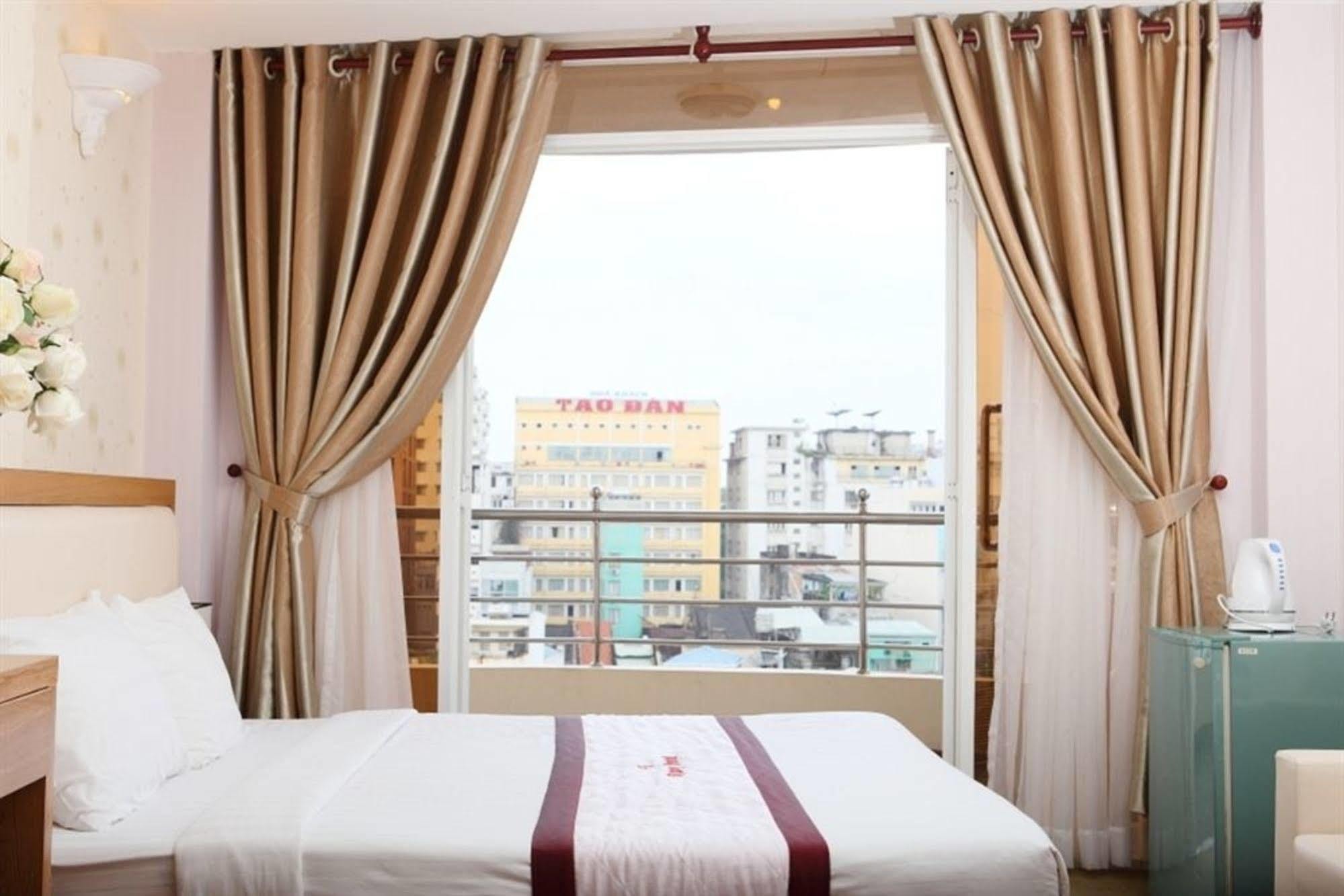 Ruby Hotel Хошимин Экстерьер фото